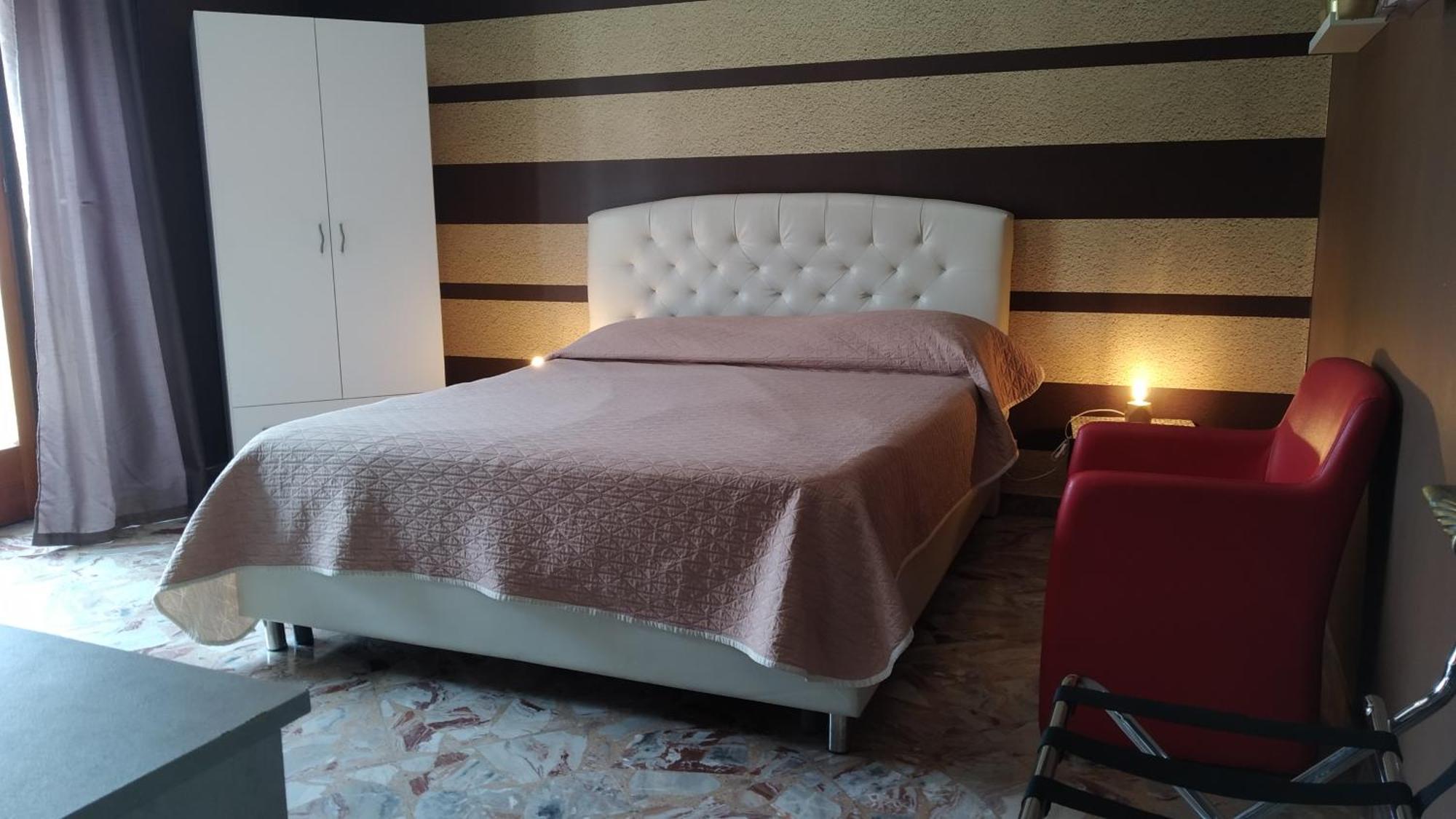 Cconforthotels R&B Semplici Emozioni Bari Dış mekan fotoğraf